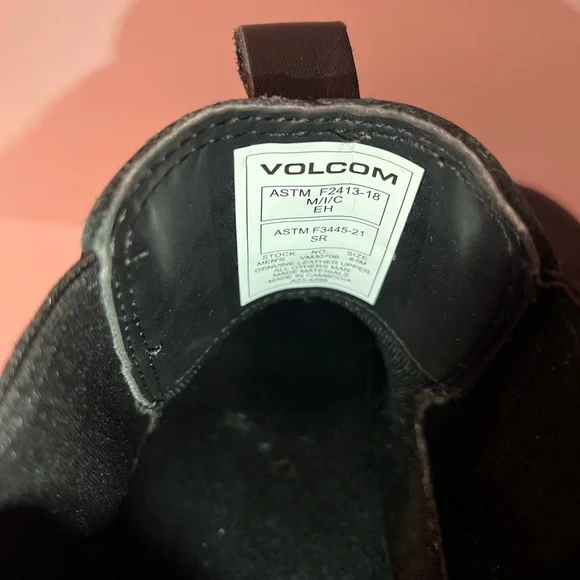 Volcom Slip-on Boots - Picture 5 of 5